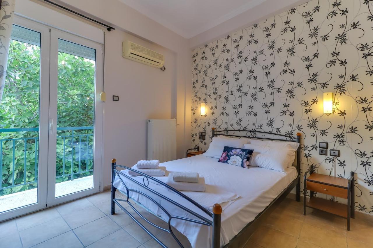 Hoteleros Dionysos Athens Exterior photo