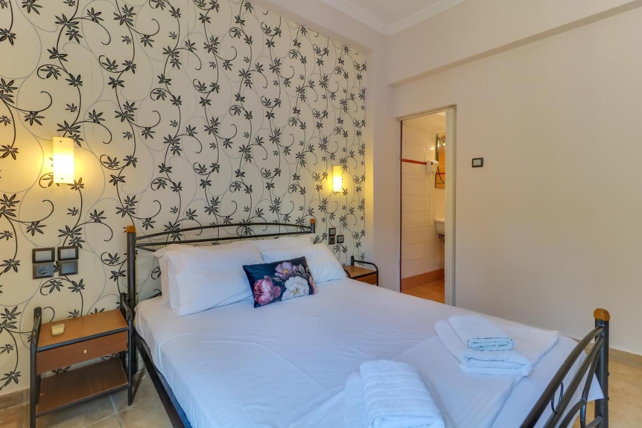 Hoteleros Dionysos Athens Exterior photo