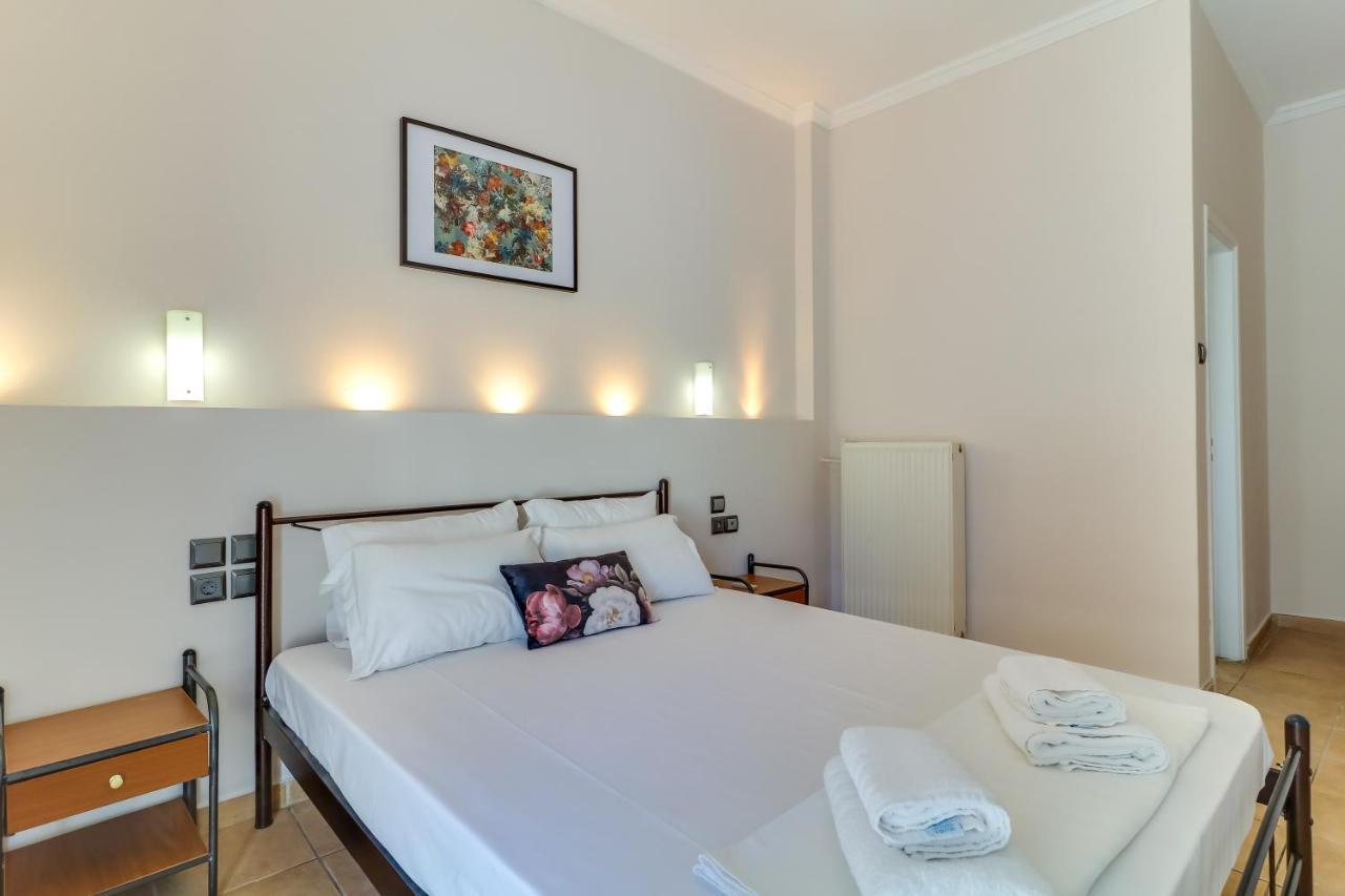 Hoteleros Dionysos Athens Exterior photo