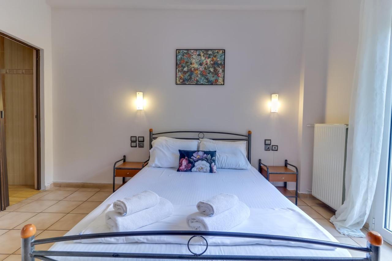 Hoteleros Dionysos Athens Exterior photo
